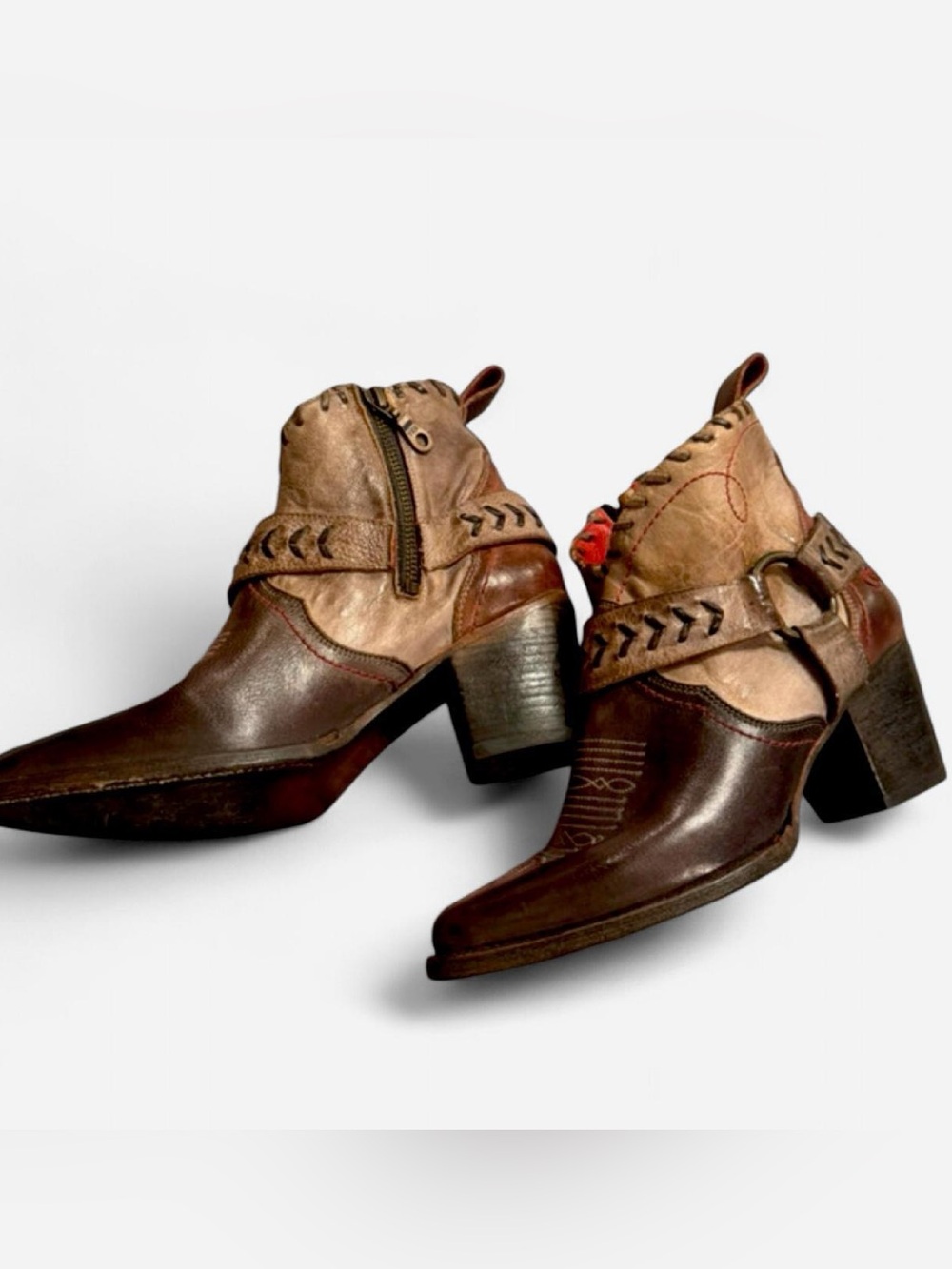 Bed|Stü Tania Women's Full-Grain Leather Western Boot 8 Southwestern Booties